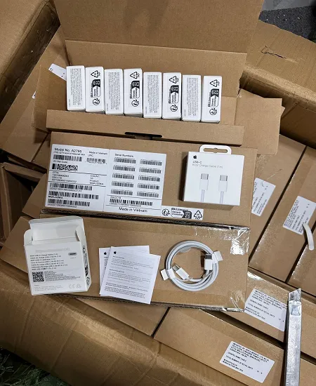 IPHONE 15 PRO ORIGINAL CABLE